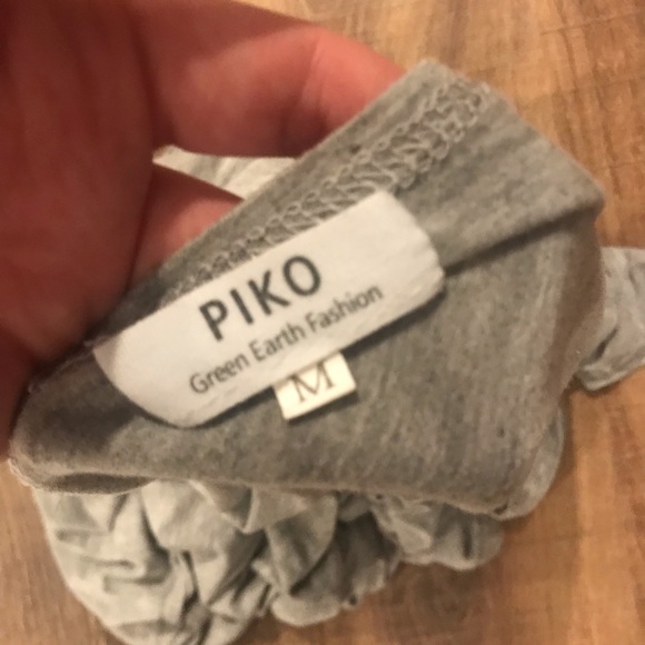 Gray Piko shirt - Picture 3 of 3